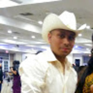 Meet your Posher, Javier